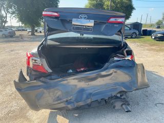 2014 Toyota Camry SE - Exterior Rear Center Image
